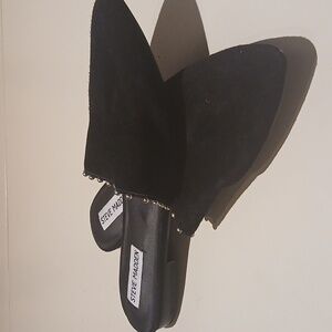 Steve Madden New Trace-b Mules In Black Suede + Shining ball studs - Never worn
